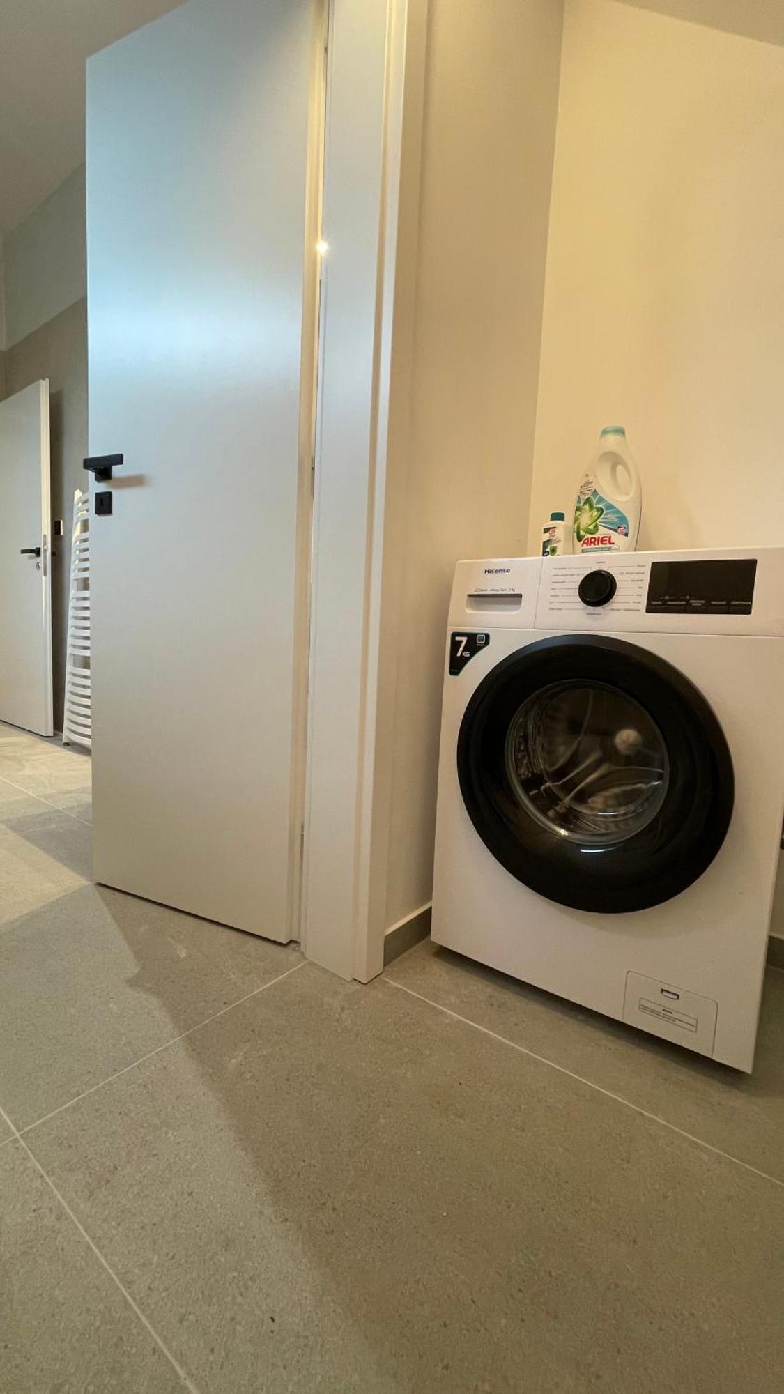 Апартаменти House Flow, 3 Room, Free 2 Parking Братислава