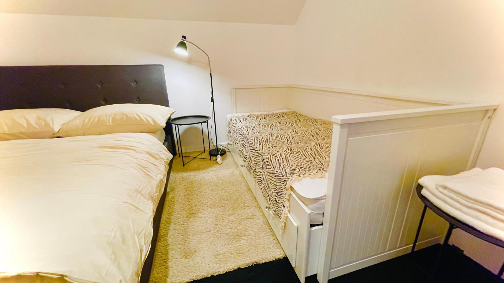 Апартаменти House Flow, 3 Room, Free 2 Parking Братислава